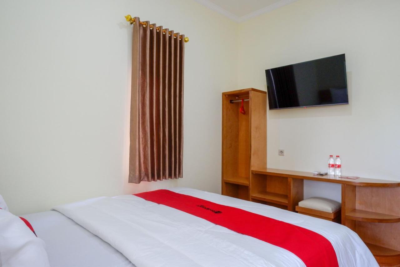 Reddoorz Near Rita Supermall Purwokerto 2 Dış mekan fotoğraf