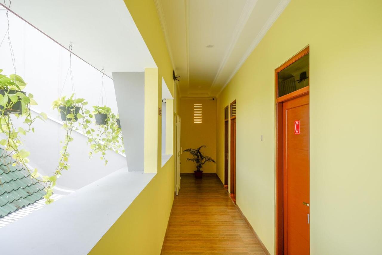 Reddoorz Near Rita Supermall Purwokerto 2 Dış mekan fotoğraf