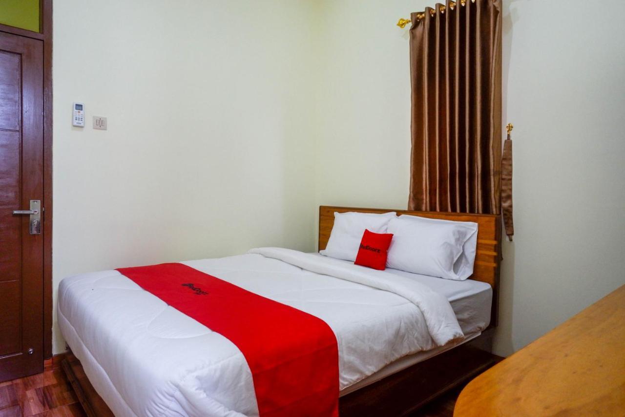 Reddoorz Near Rita Supermall Purwokerto 2 Dış mekan fotoğraf