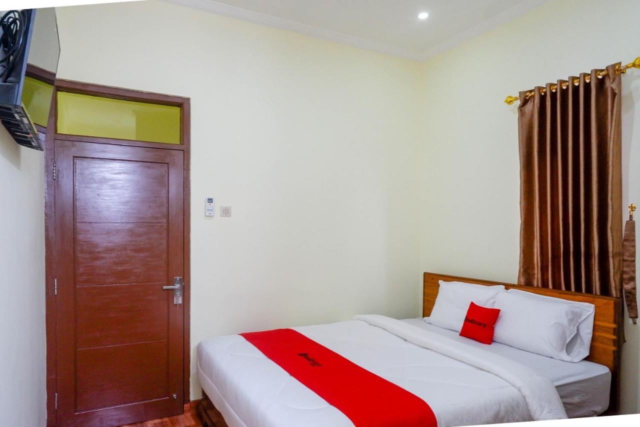Reddoorz Near Rita Supermall Purwokerto 2 Dış mekan fotoğraf