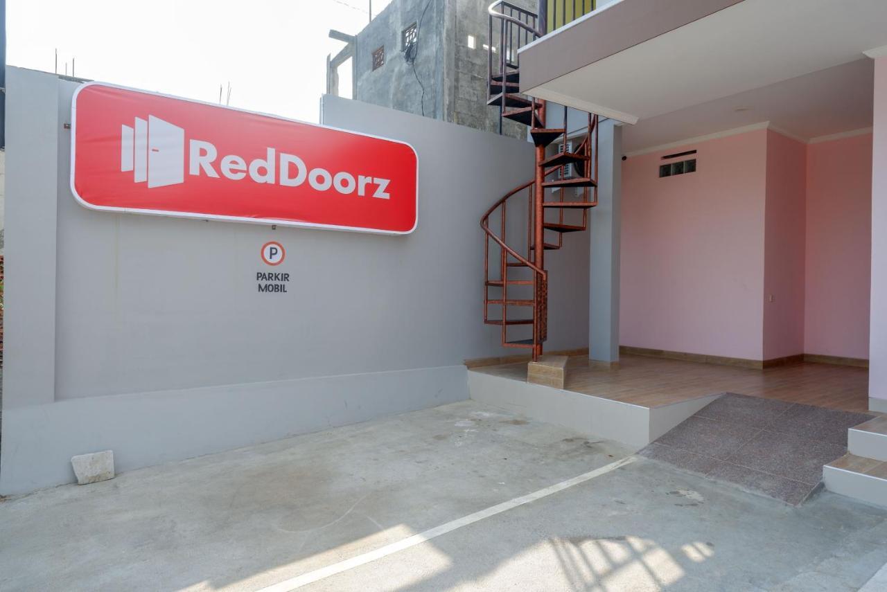 Reddoorz Near Rita Supermall Purwokerto 2 Dış mekan fotoğraf
