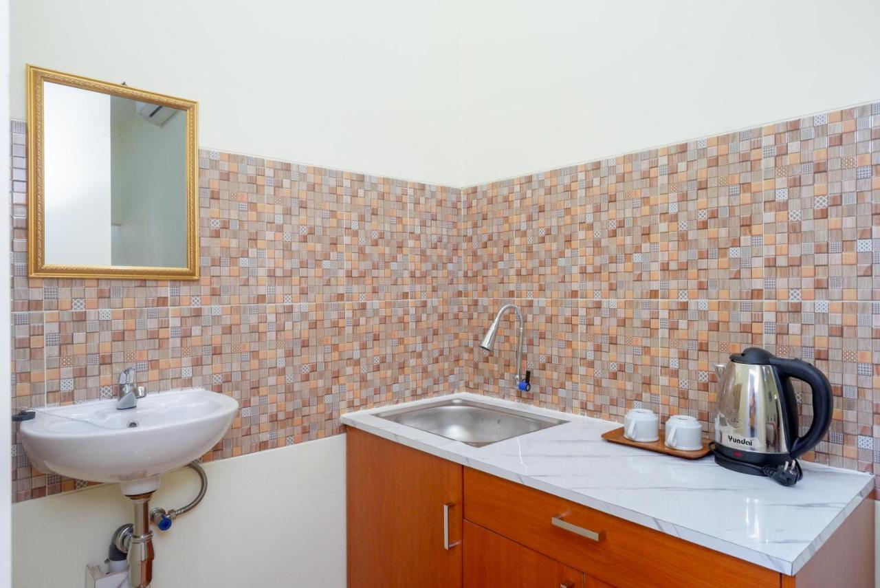 Reddoorz Near Rita Supermall Purwokerto 2 Dış mekan fotoğraf