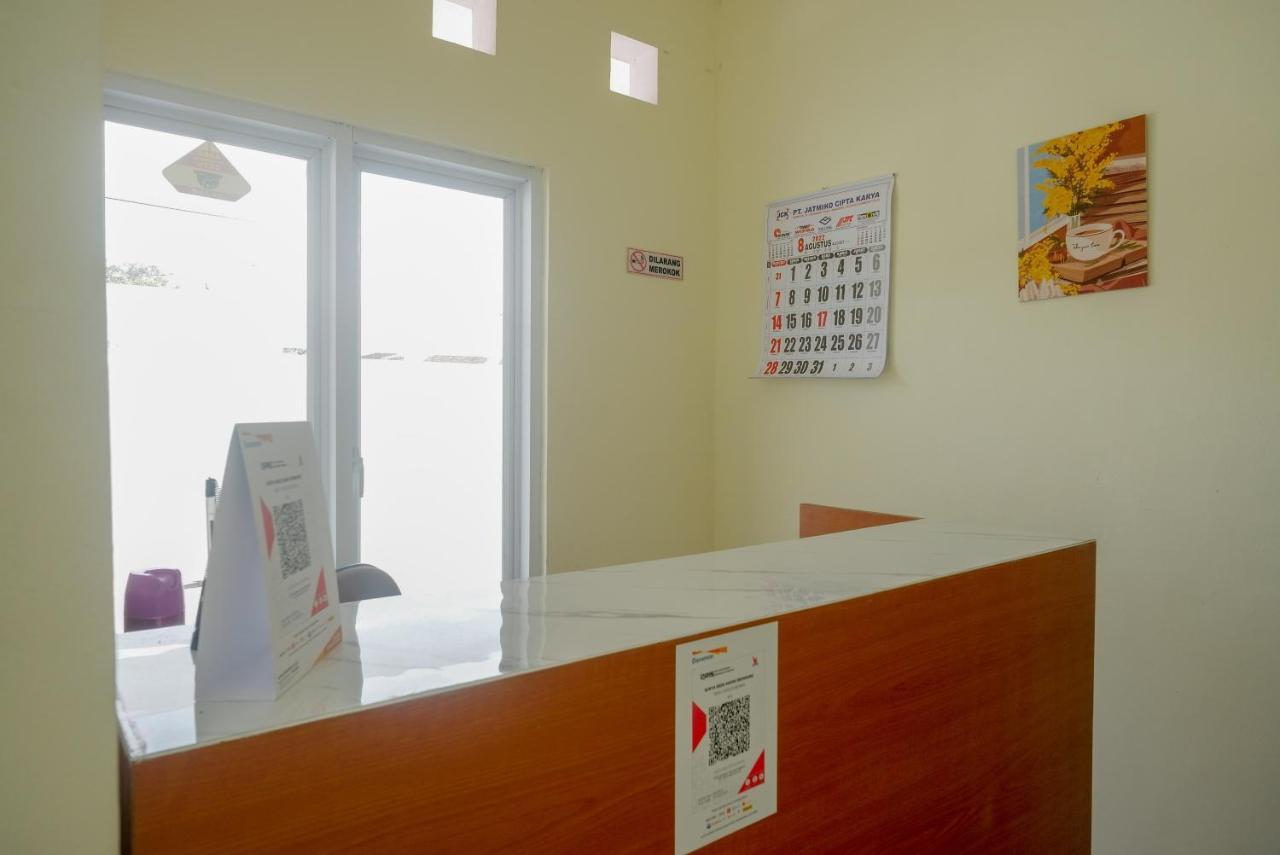Reddoorz Near Rita Supermall Purwokerto 2 Dış mekan fotoğraf